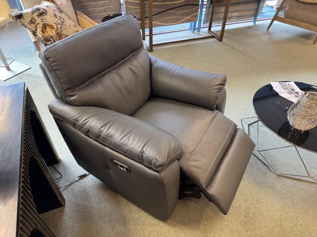 Leather 3 Seater double power reclining sofa & power reclining chair