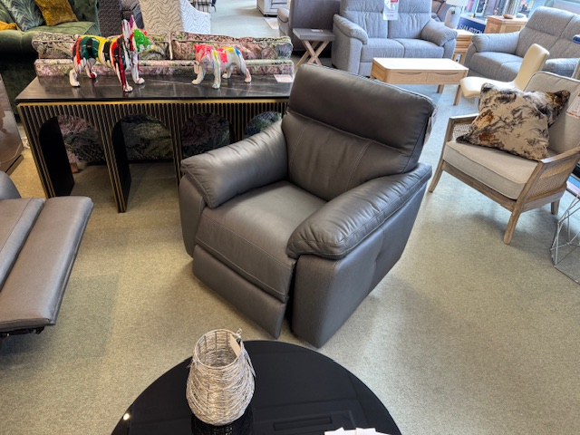 Leather 3 Seater double power reclining sofa & power reclining chair