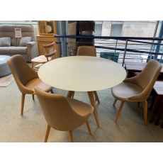 Peressini Myles Ext.Dining Table & 4 Glamour S Chairs.
